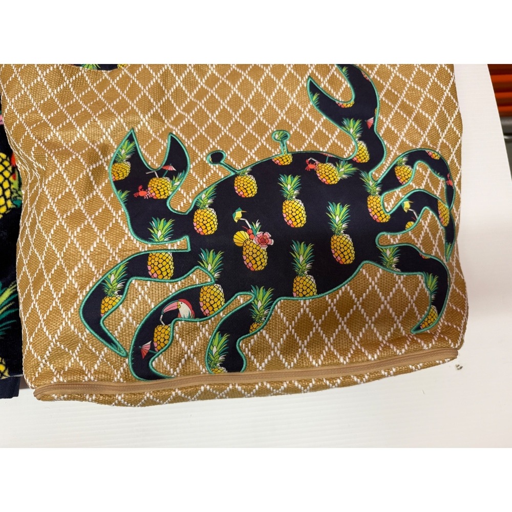 VERA BRADLEY TOUCAN PARTY TOTE, BEACH TOWEL & WRISTLET/ WALLET BEACH BAG SET - Picture 2 of 16